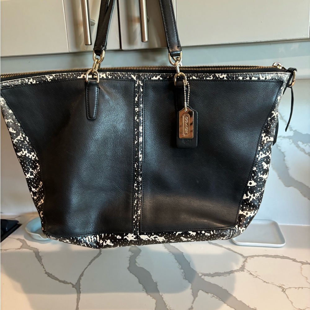 Coach Black And White Python Embossed Satchel. - image 7
